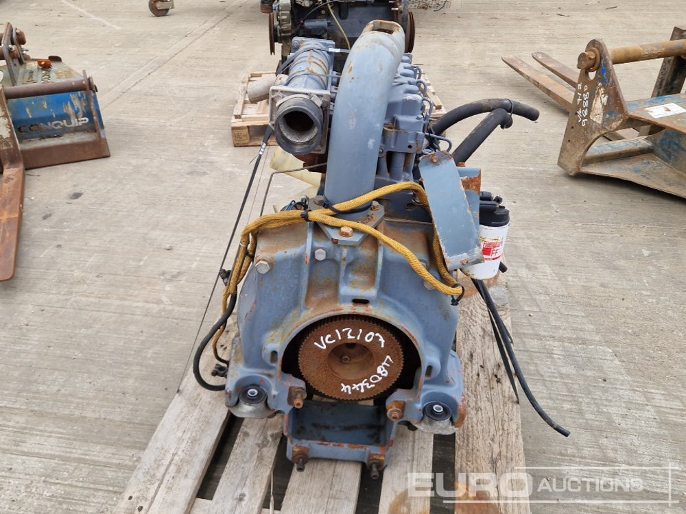 Deutz 3 Cylinder Engine - Dzinējs: foto 4 Deutz 3 Cylinder Engine - Dzinējs: foto 4