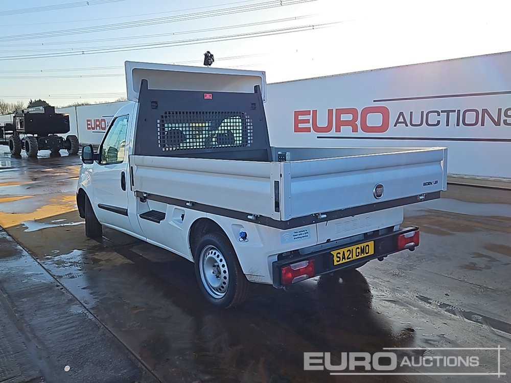 Fiat Doblo - Automašīna ar kravas platformu: foto 3 Fiat Doblo - Automašīna ar kravas platformu: foto 3