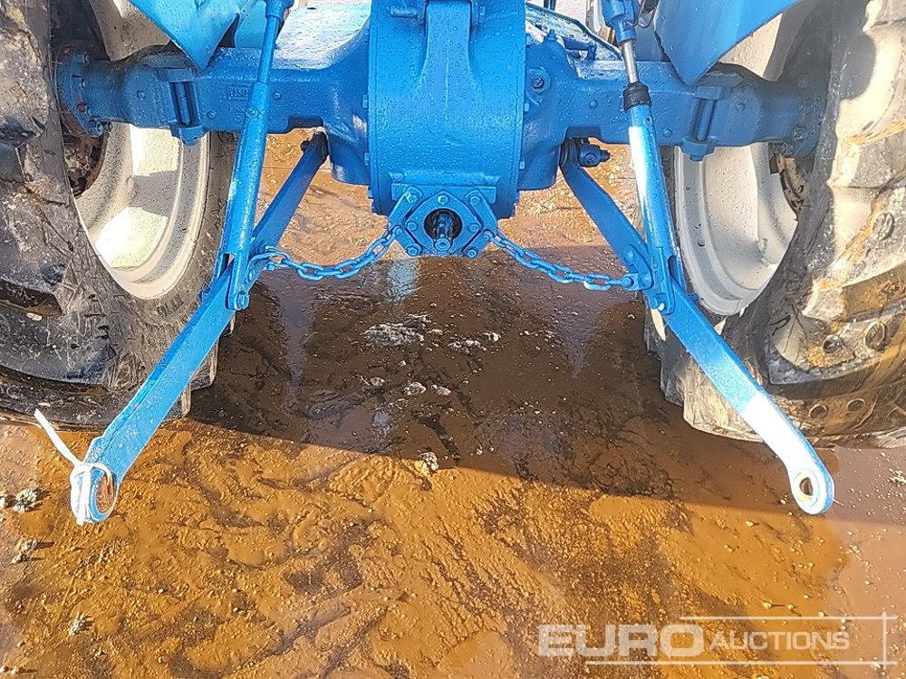 Traktors Ford 2WD Tractor: foto 22 Traktors Ford 2WD Tractor: foto 22