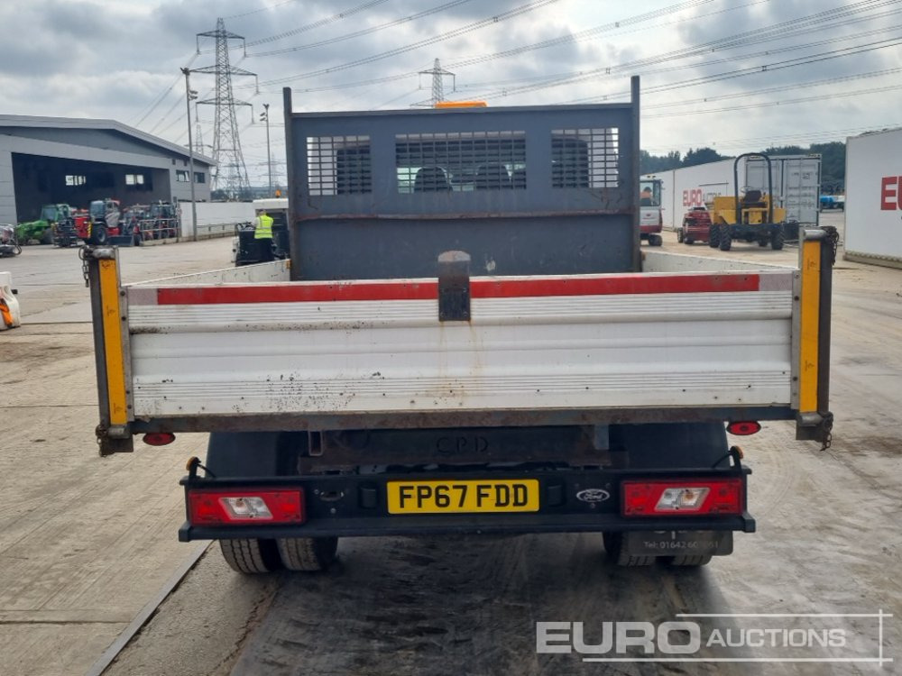 Ford Transit 350 - Komercauto pašizgāzējs: foto 4 Ford Transit 350 - Komercauto pašizgāzējs: foto 4