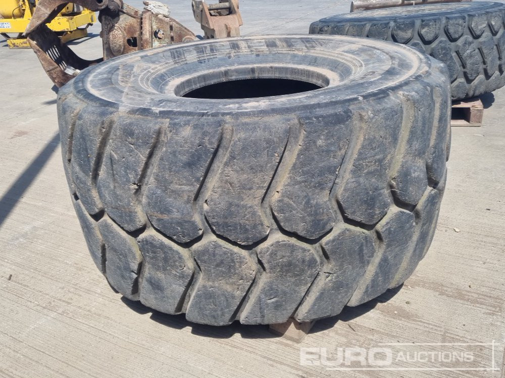 Goodride 875/65R29 Tyre (1 of), Solideal 29.5R25 Tyre (1 of) - Riepa: foto 4 Goodride 875/65R29 Tyre (1 of), Solideal 29.5R25 Tyre (1 of) - Riepa: foto 4