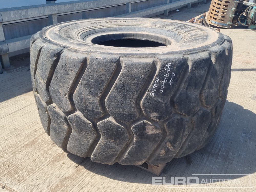 Goodride 875/65R29 Tyre (1 of), Solideal 29.5R25 Tyre (1 of) - Riepa: foto 1 Goodride 875/65R29 Tyre (1 of), Solideal 29.5R25 Tyre (1 of) - Riepa: foto 1