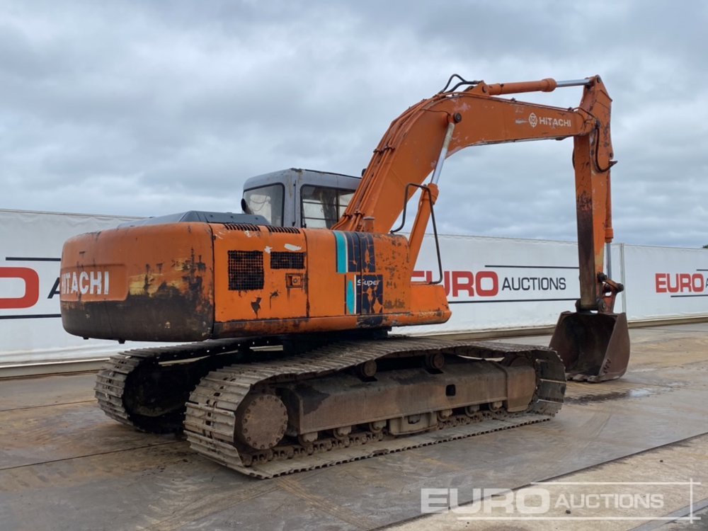 Hitachi EX200 - Kāpurķēžu ekskavators: foto 5 Hitachi EX200 - Kāpurķēžu ekskavators: foto 5