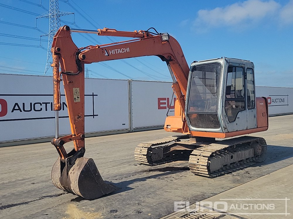 Hitachi EX60-3 - Mini-ekskavators: foto 1 Hitachi EX60-3 - Mini-ekskavators: foto 1