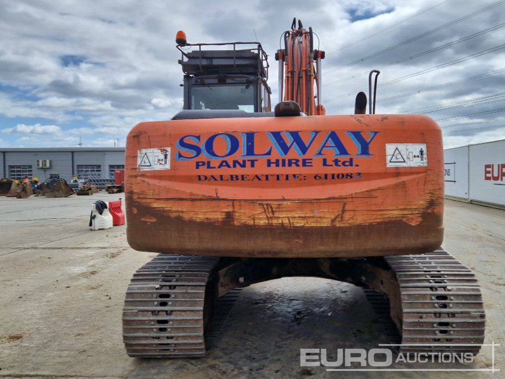Hitachi ZX210LC-3 - Kāpurķēžu ekskavators: foto 4 Hitachi ZX210LC-3 - Kāpurķēžu ekskavators: foto 4