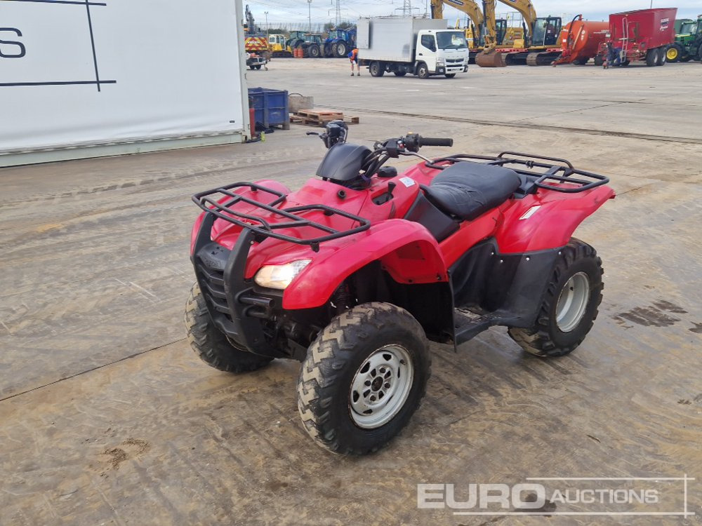 Honda TRX 420 - Kvadricikls: foto 2 Honda TRX 420 - Kvadricikls: foto 2