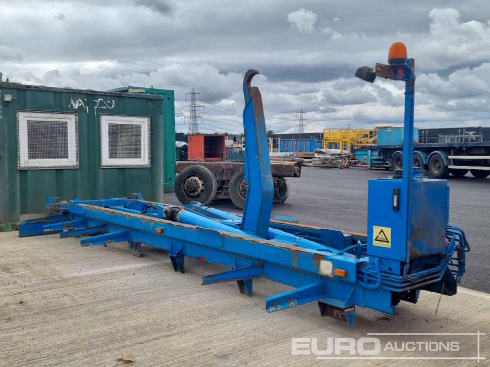 Hook Loader body to suit Lorry - Būvgružu konteineru/ Pacēlāji ar āķi sistēma: foto 3 Hook Loader body to suit Lorry - Būvgružu konteineru/ Pacēlāji ar āķi sistēma: foto 3