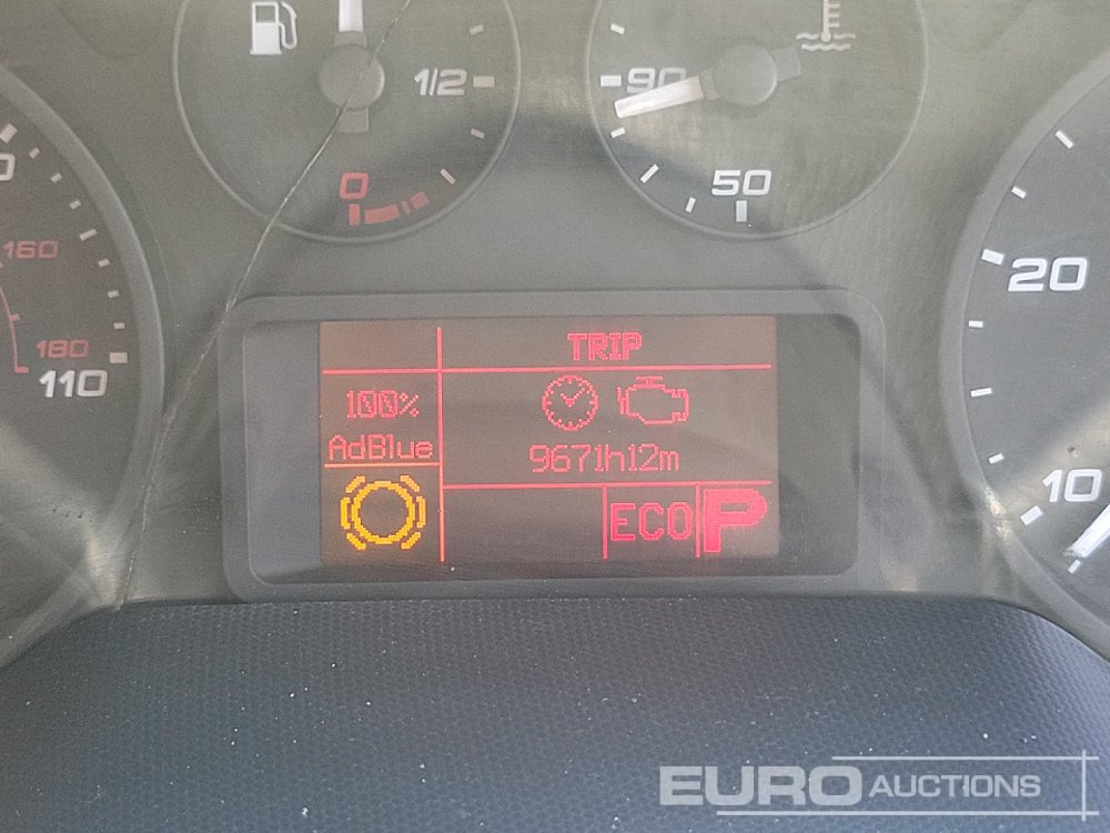 Automašīna ar kravas platformu Iveco 35-140: foto 49