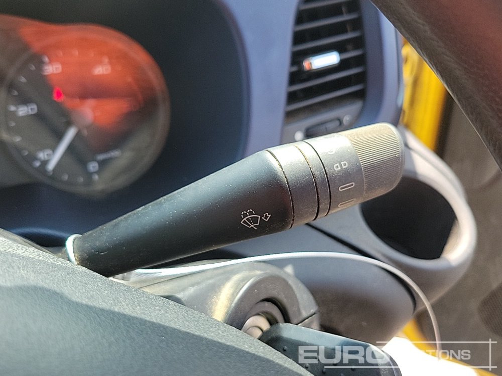 Automašīna ar kravas platformu Iveco 35-140: foto 34