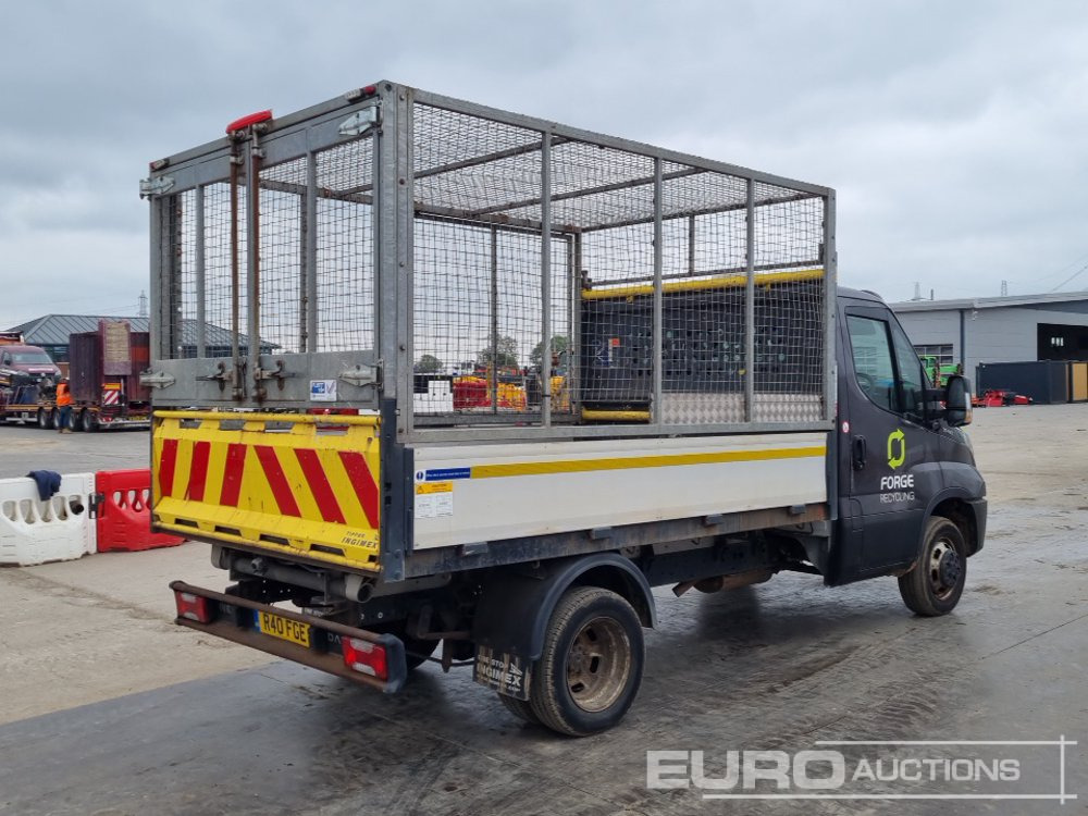 Iveco 35-140 - Komercauto pašizgāzējs: foto 5 Iveco 35-140 - Komercauto pašizgāzējs: foto 5