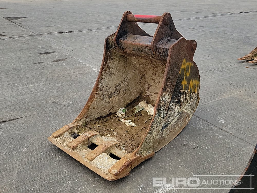 JCB 36" Digging Bucket S70 Hitch to suit 18-33 Ton Excavator - Kauss: foto 1 JCB 36" Digging Bucket S70 Hitch to suit 18-33 Ton Excavator - Kauss: foto 1
