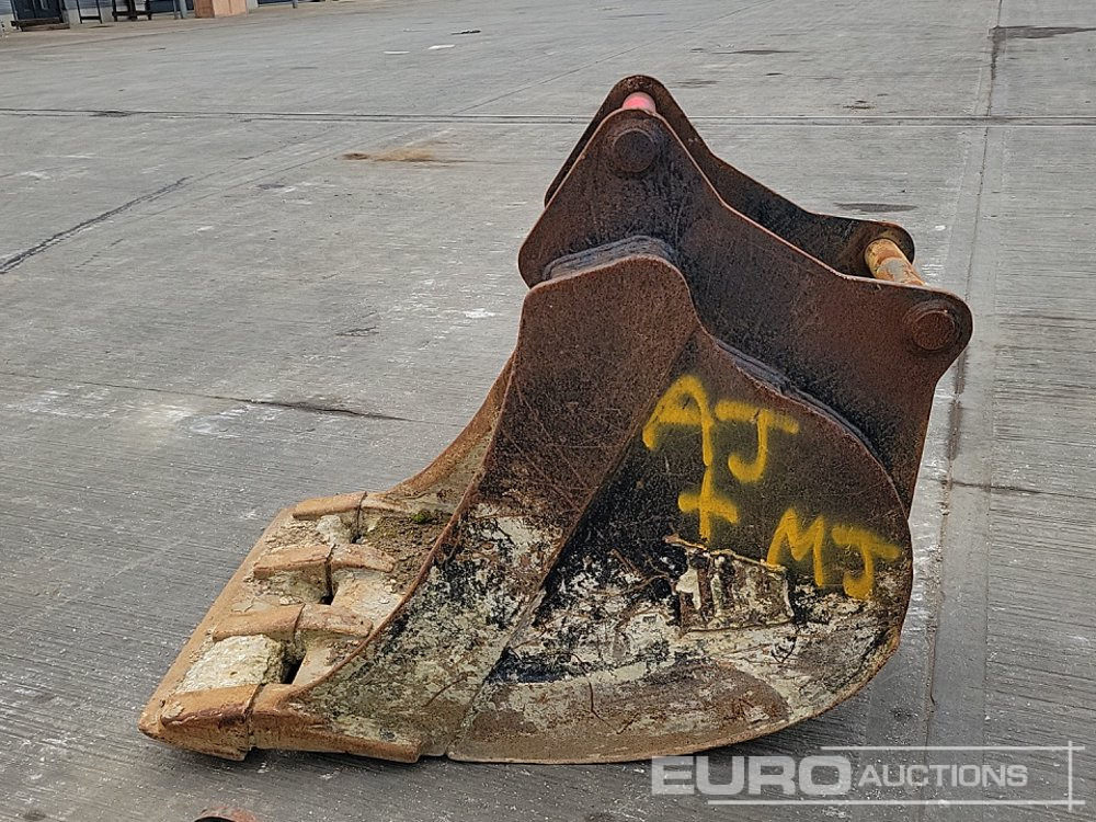JCB 36" Digging Bucket S70 Hitch to suit 18-33 Ton Excavator - Kauss: foto 2 JCB 36" Digging Bucket S70 Hitch to suit 18-33 Ton Excavator - Kauss: foto 2