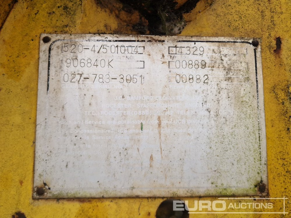 Teleskopiskais iekrāvējs JCB 520-4: foto 43