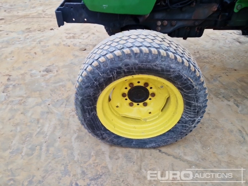 Mini traktors John Deere 4520: foto 9