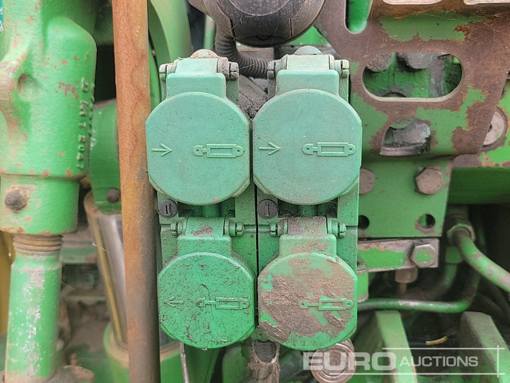 Traktors John Deere 6520: foto 23
