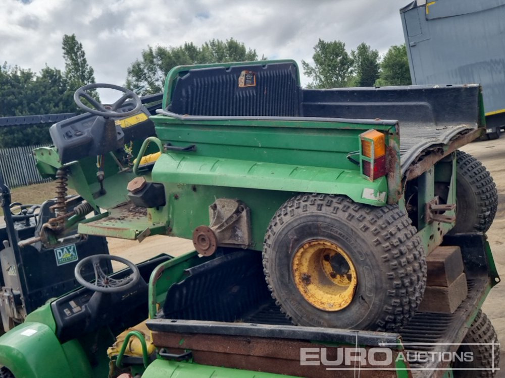 John Deere Gator - Kvadricikls: foto 2 John Deere Gator - Kvadricikls: foto 2