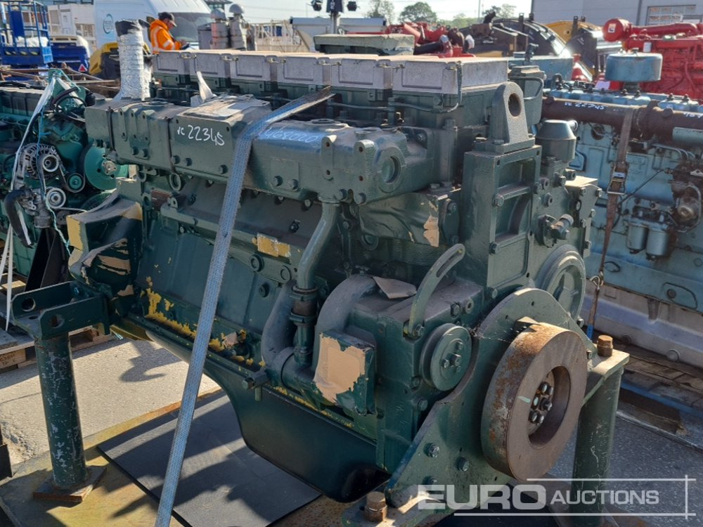 Dzinējs Komatsu 6 Cylinder Engine: foto 7