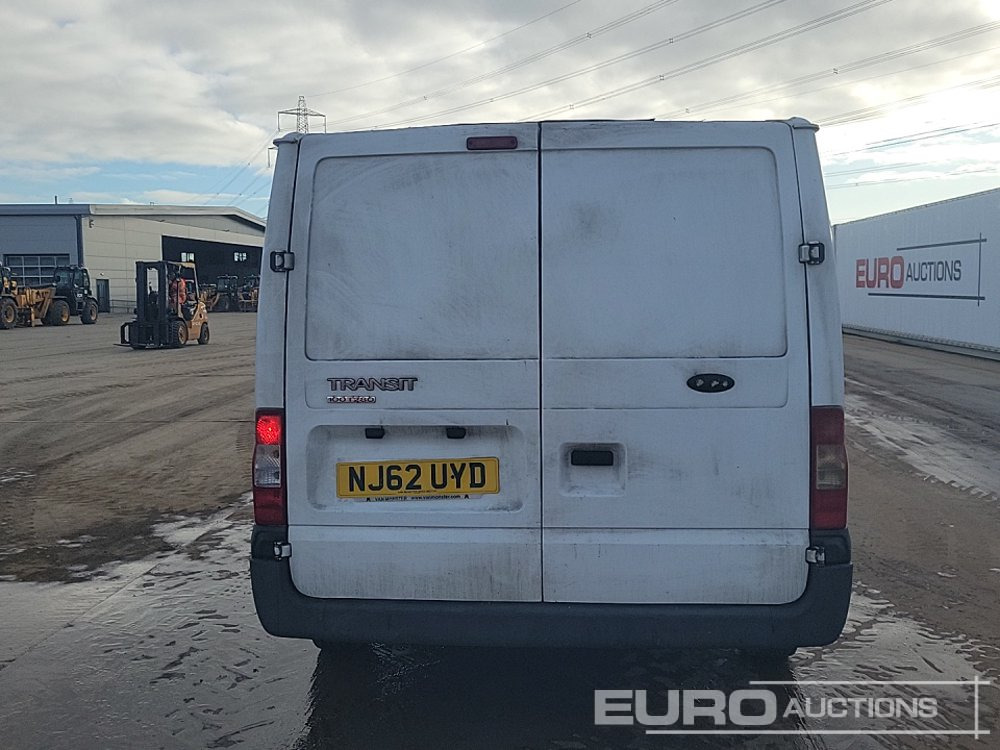 2012 Ford Transit 100 T280 - Komercauto: foto 4 2012 Ford Transit 100 T280 - Komercauto: foto 4