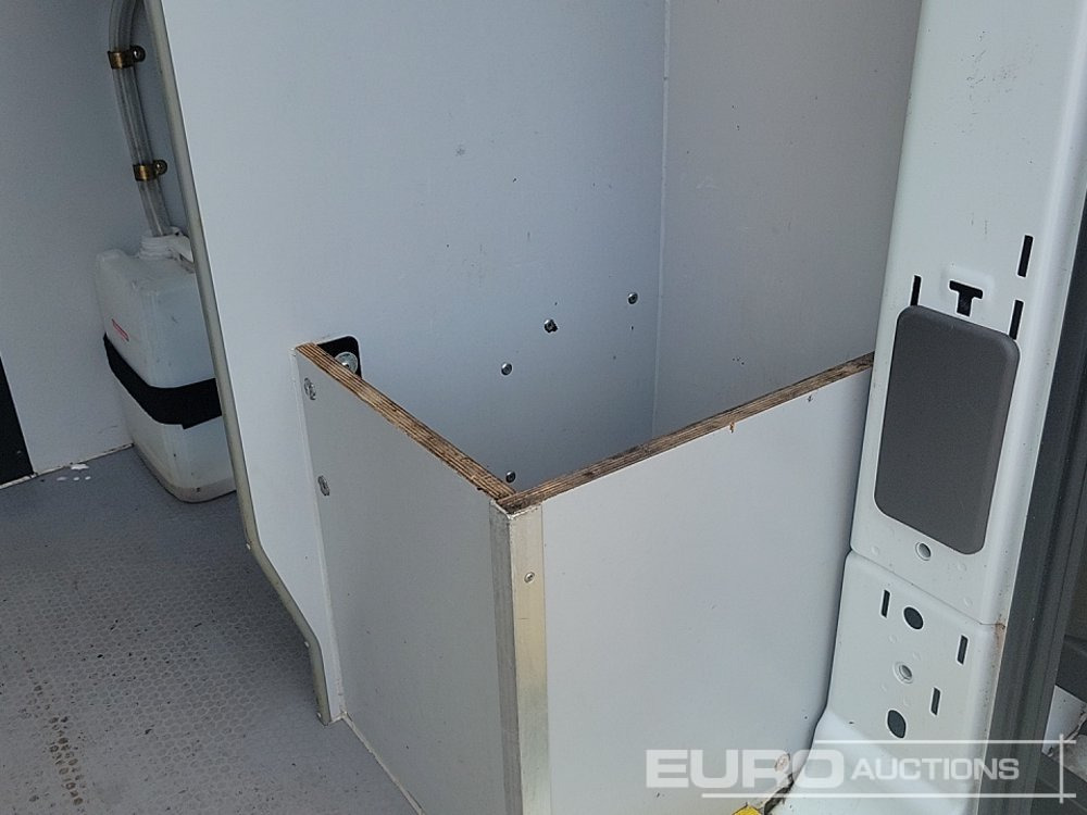 Komercauto 2022 Ford Transit: foto 14
