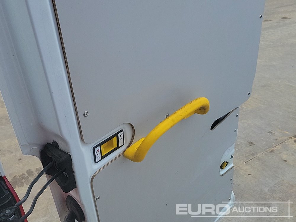 Komercauto 2022 Ford Transit: foto 22