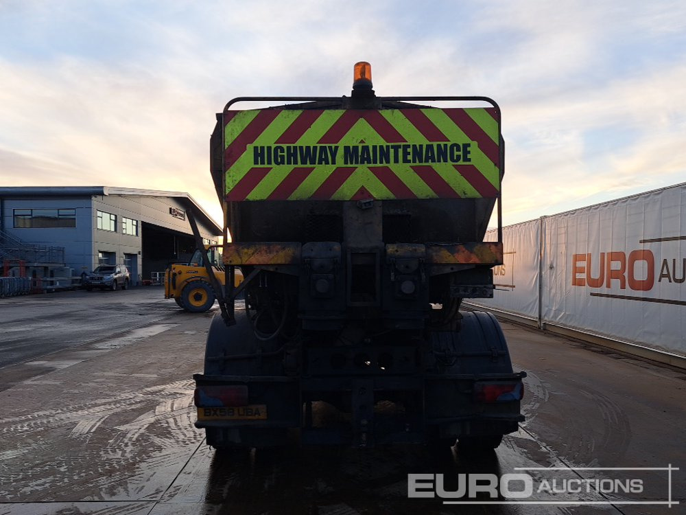 2009 MAN TGM18.240 - Kravas automašīna: foto 4 2009 MAN TGM18.240 - Kravas automašīna: foto 4