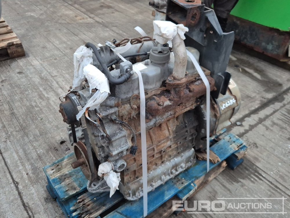 Kubota 4 Cylinder Engine - Dzinējs: foto 1 Kubota 4 Cylinder Engine - Dzinējs: foto 1
