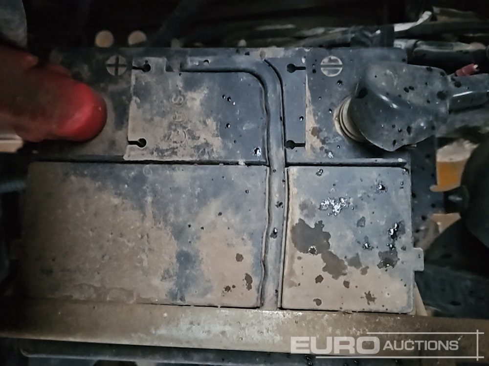 Kvadricikls Kubota 4WD Diesel Utility Vehicle, Power Steering, Hydraulic Tipping Body: foto 18 Kvadricikls Kubota 4WD Diesel Utility Vehicle, Power Steering, Hydraulic Tipping Body: foto 18