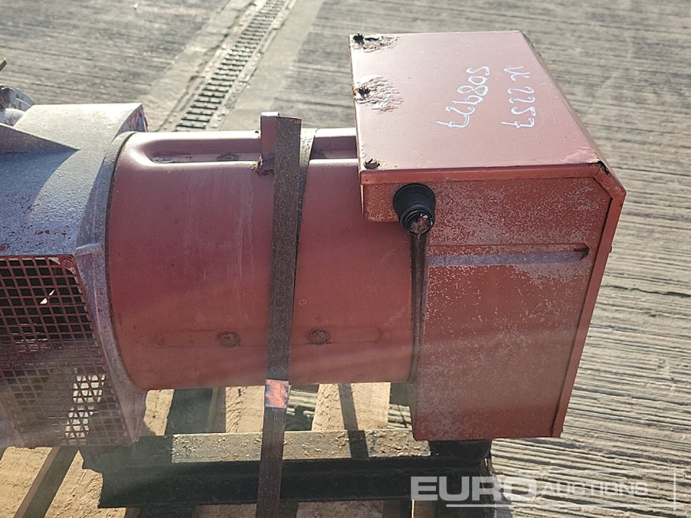 Elektroģenerators Kubota 7kVA Generator, 3 Cylinder Engine: foto 11