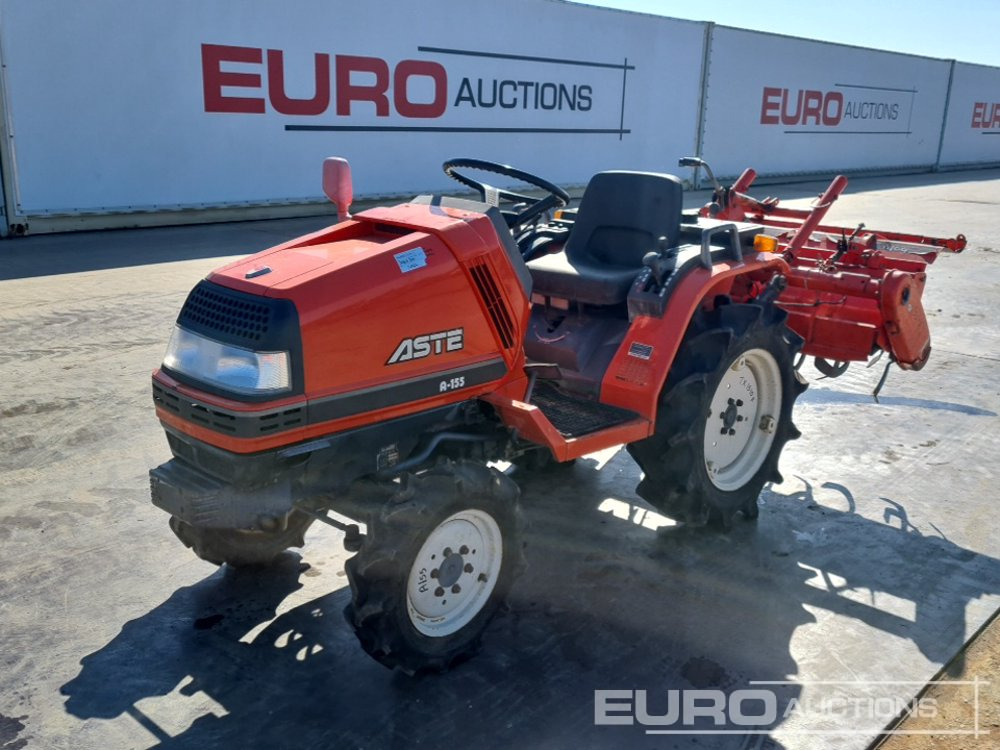 Kubota A155 - Mini traktors: foto 1 Kubota A155 - Mini traktors: foto 1