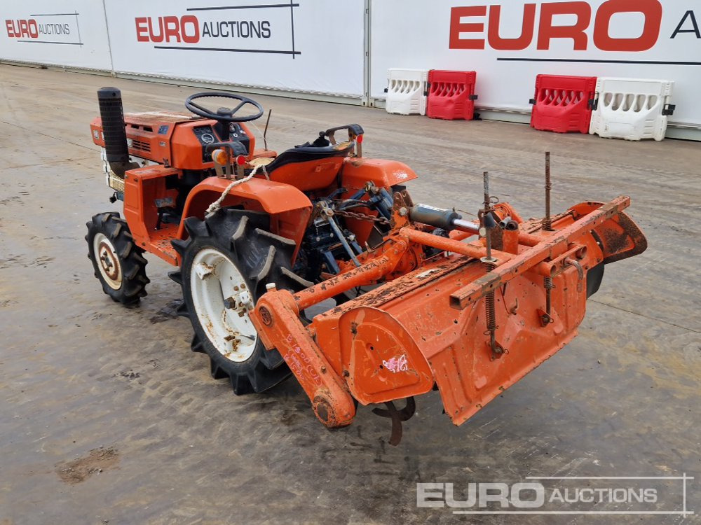 Kubota B1500 - Mini traktors: foto 3 Kubota B1500 - Mini traktors: foto 3