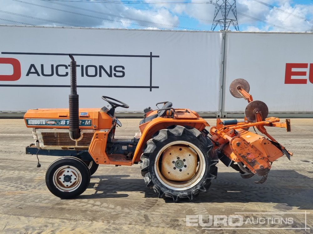 Kubota B1702 - Mini traktors: foto 2 Kubota B1702 - Mini traktors: foto 2