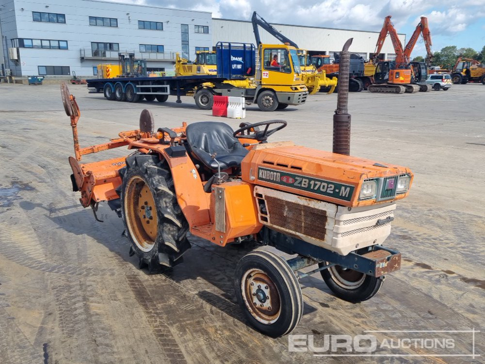 Mini traktors Kubota B1702: foto 7