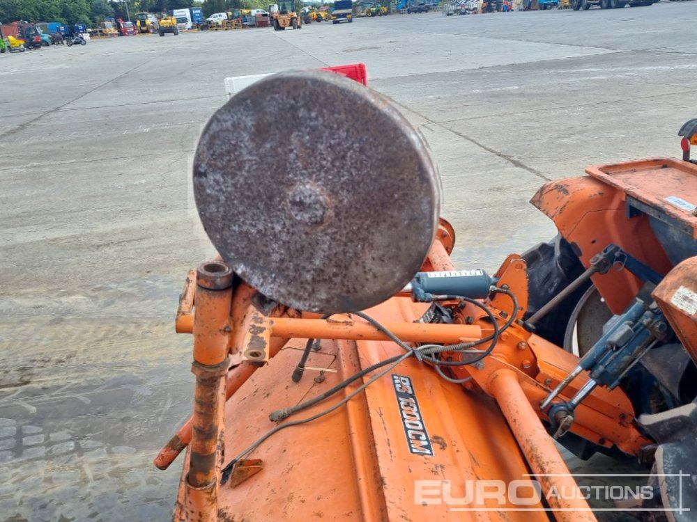 Mini traktors Kubota B1702: foto 20