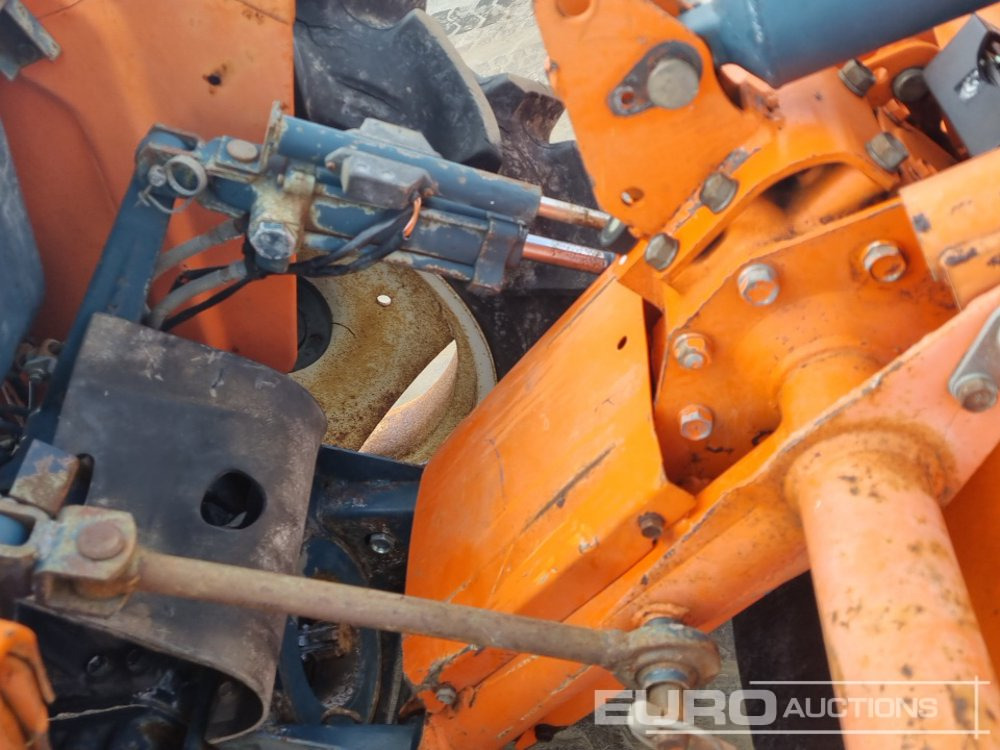 Mini traktors Kubota B1702: foto 16