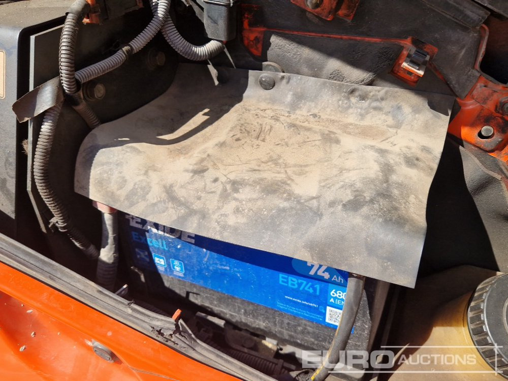 Mini-ekskavators Kubota KX61-3: foto 36