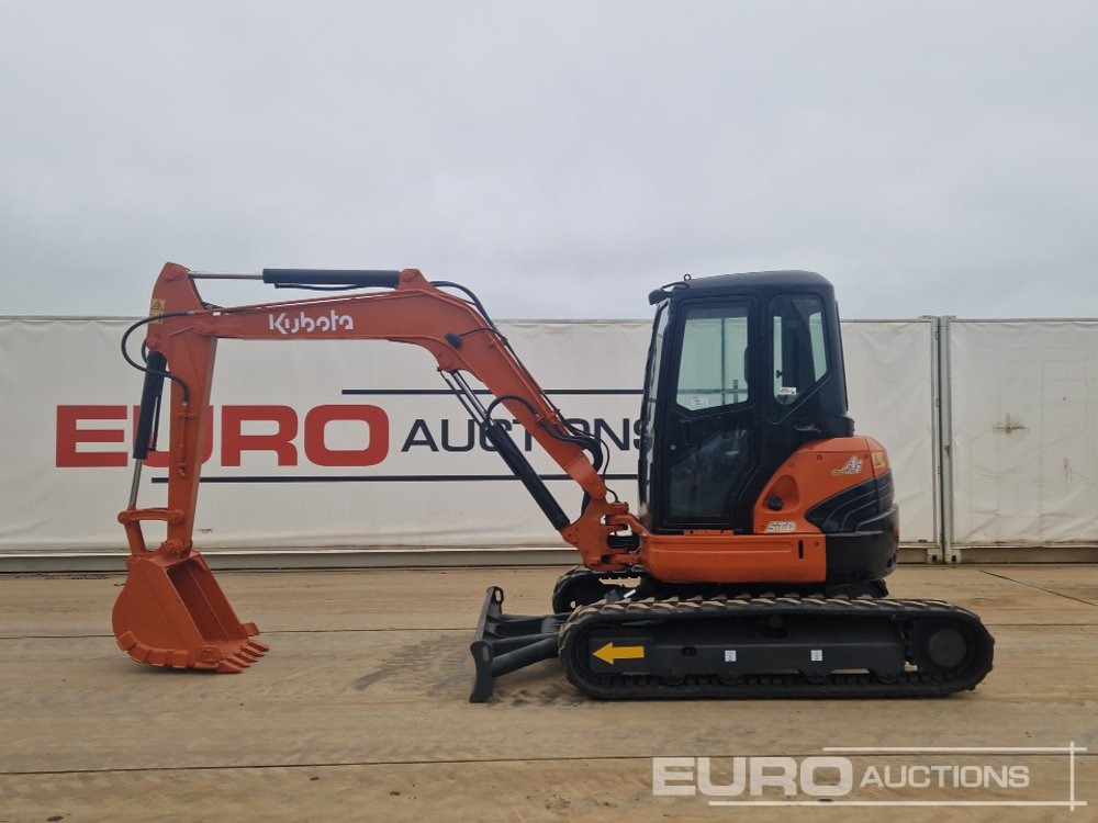 Kubota U55-4 - Mini-ekskavators: foto 2 Kubota U55-4 - Mini-ekskavators: foto 2