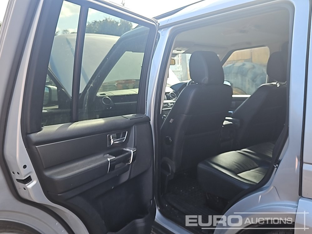Vieglā automašīna Land Rover Discovery 4 SDV6: foto 19