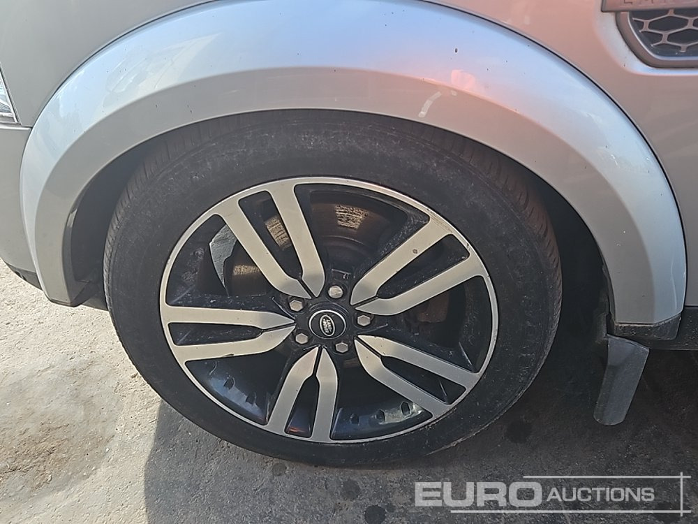 Vieglā automašīna Land Rover Discovery 4 SDV6: foto 10