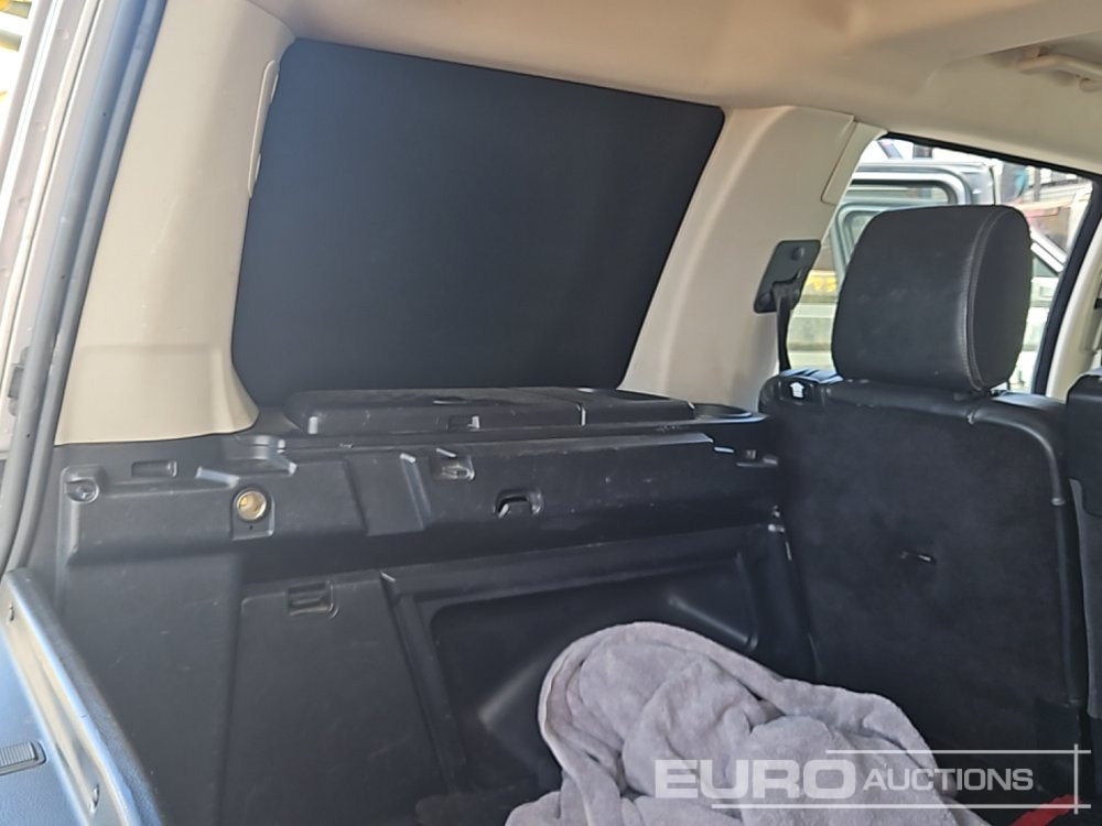 Vieglā automašīna Land Rover Discovery 4 SDV6: foto 22