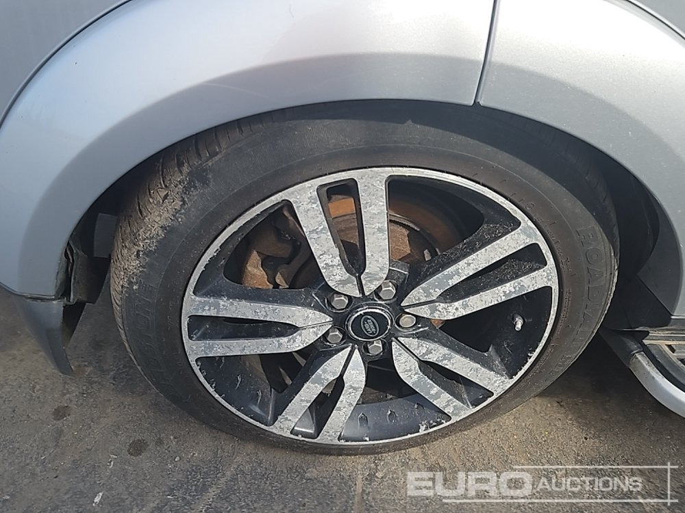 Vieglā automašīna Land Rover Discovery 4 SDV6: foto 12