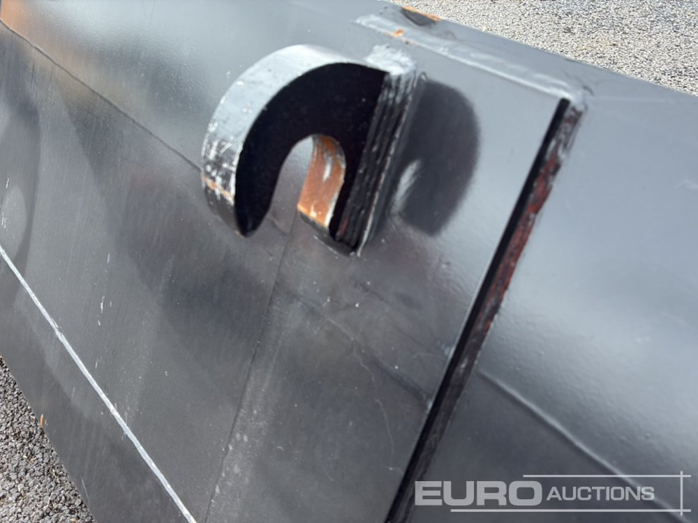 Unused Strickland 90" Loading Bucket to suit JCB Telehandler - Lauksaimniecības tehnika: foto 5 Unused Strickland 90" Loading Bucket to suit JCB Telehandler - Lauksaimniecības tehnika: foto 5