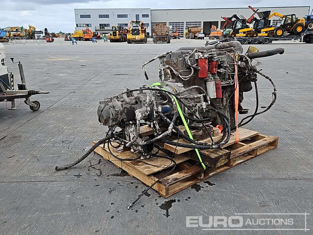 Liebherr 6 Cylinder Engine, Pump - Dzinējs: foto 1 Liebherr 6 Cylinder Engine, Pump - Dzinējs: foto 1