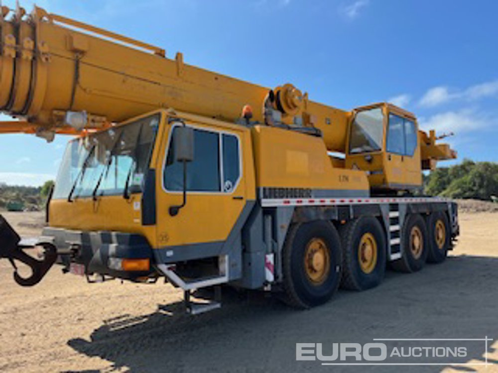 Liebherr LTM1080 - Visurgājējs celtnis: foto 1 Liebherr LTM1080 - Visurgājējs celtnis: foto 1