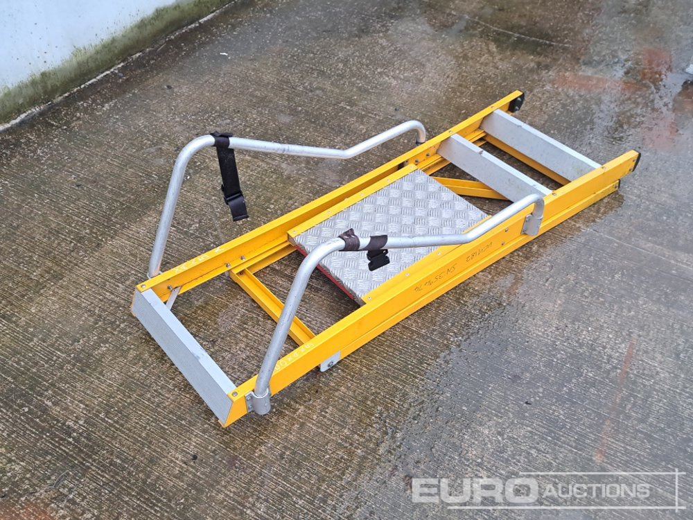 Lyte 3 Thread Podium Stepladder - Garāžu aprīkojums: foto 2 Lyte 3 Thread Podium Stepladder - Garāžu aprīkojums: foto 2