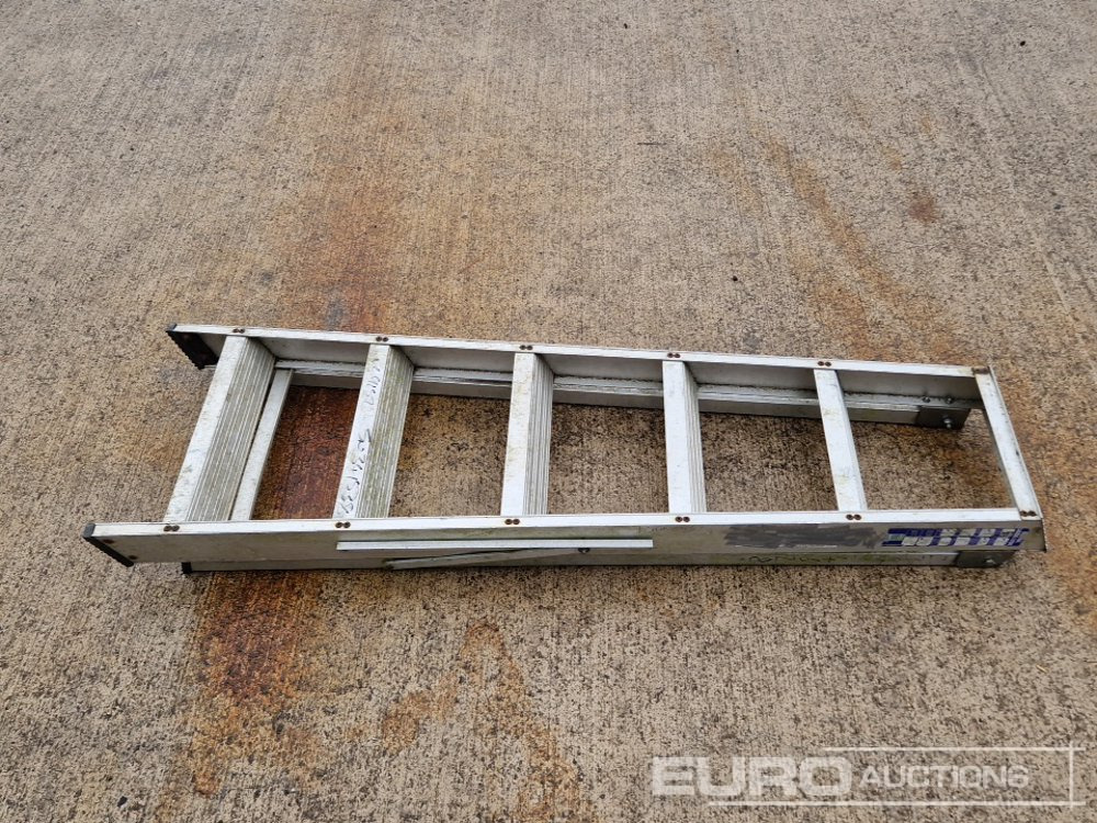 Lyte 6 Tread Aluminium Step Ladder - Celtniecības maisītājs: foto 2 Lyte 6 Tread Aluminium Step Ladder - Celtniecības maisītājs: foto 2