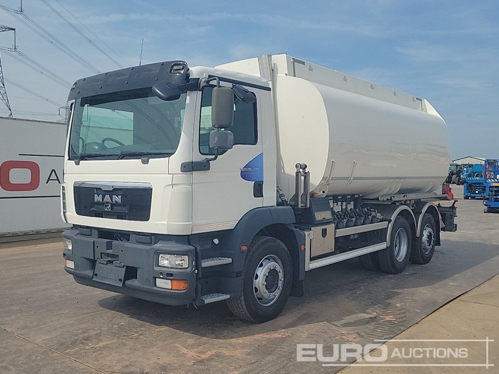 MAN TGM26.340 - Autocisterna: foto 1 MAN TGM26.340 - Autocisterna: foto 1