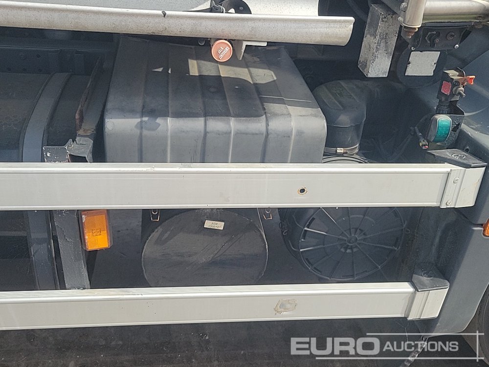 Autocisterna MAN TGM26.340: foto 15