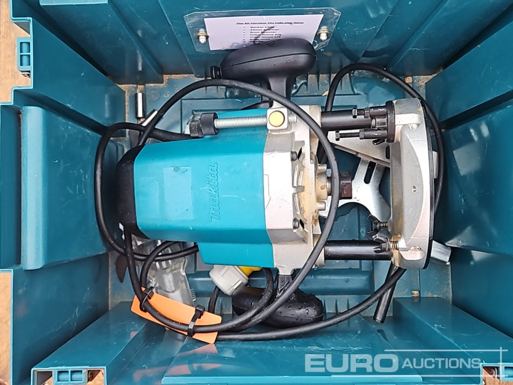 Celtniecības maisītājs Makita 110Volt Hammer Drill (2 of), 240Volt Wallpaper Stripper, 110Volt Wood Router, Hilti 110Volt Construction Screwdriver: foto 6