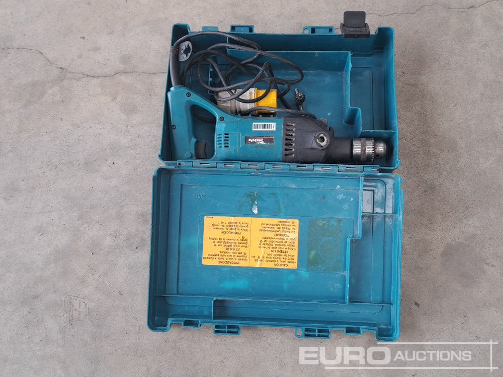 Makita 8406 110 Volt Diamond Core Drill - Celtniecības maisītājs: foto 4 Makita 8406 110 Volt Diamond Core Drill - Celtniecības maisītājs: foto 4