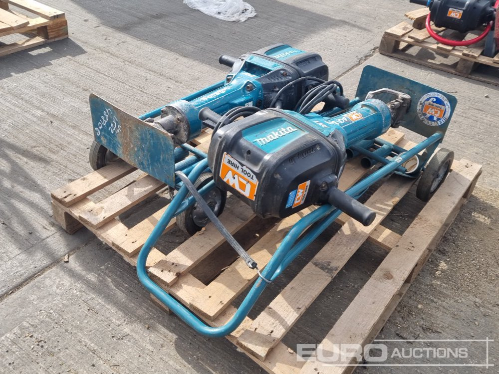 Makita AVT - Celtniecības maisītājs: foto 5 Makita AVT - Celtniecības maisītājs: foto 5